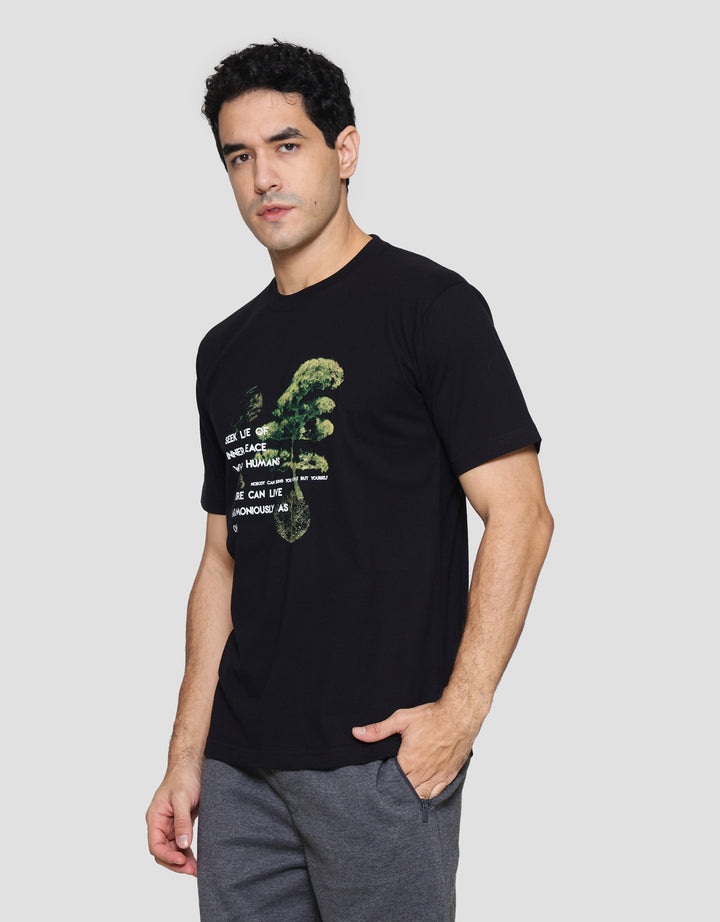 T Zone Print Geographic Mark 2 Nature Kaos Lengan Pendek Pria