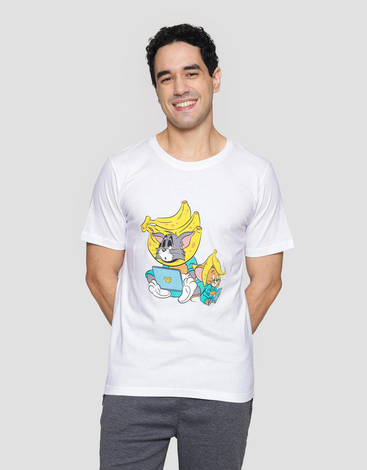 T Zone Wb Tom And Jerry Banana Print Kaos Lengan Pendek Pria