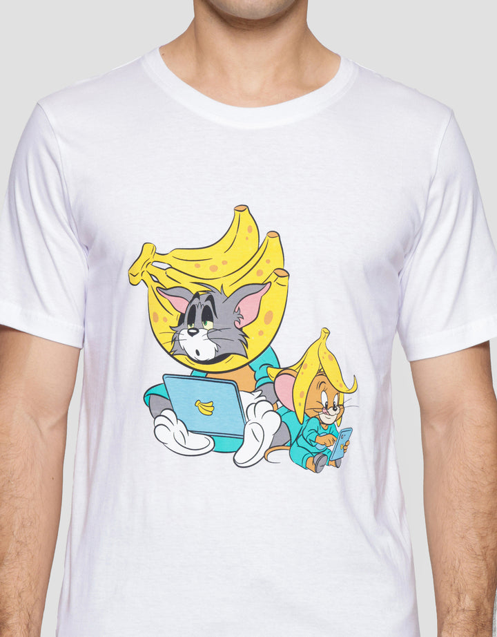 T Zone Wb Tom And Jerry Banana Print Kaos Lengan Pendek Pria