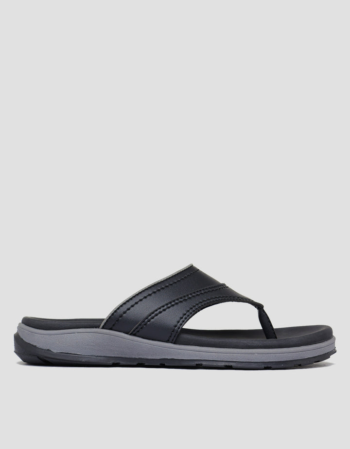 Yongki Komaladi Ivm4025 Y-Strap Sandal Pria