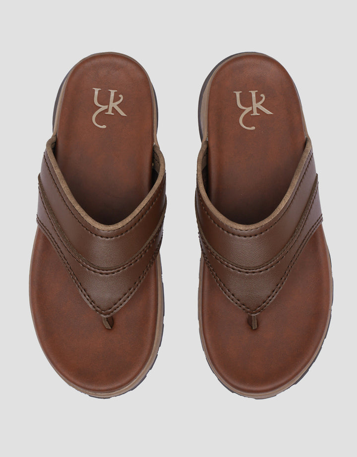 Yongki Komaladi Ivm4025 Y-Strap Sandal Pria