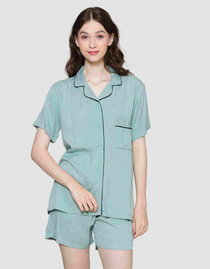 Nevada Setelan Piyama Solid Wanita