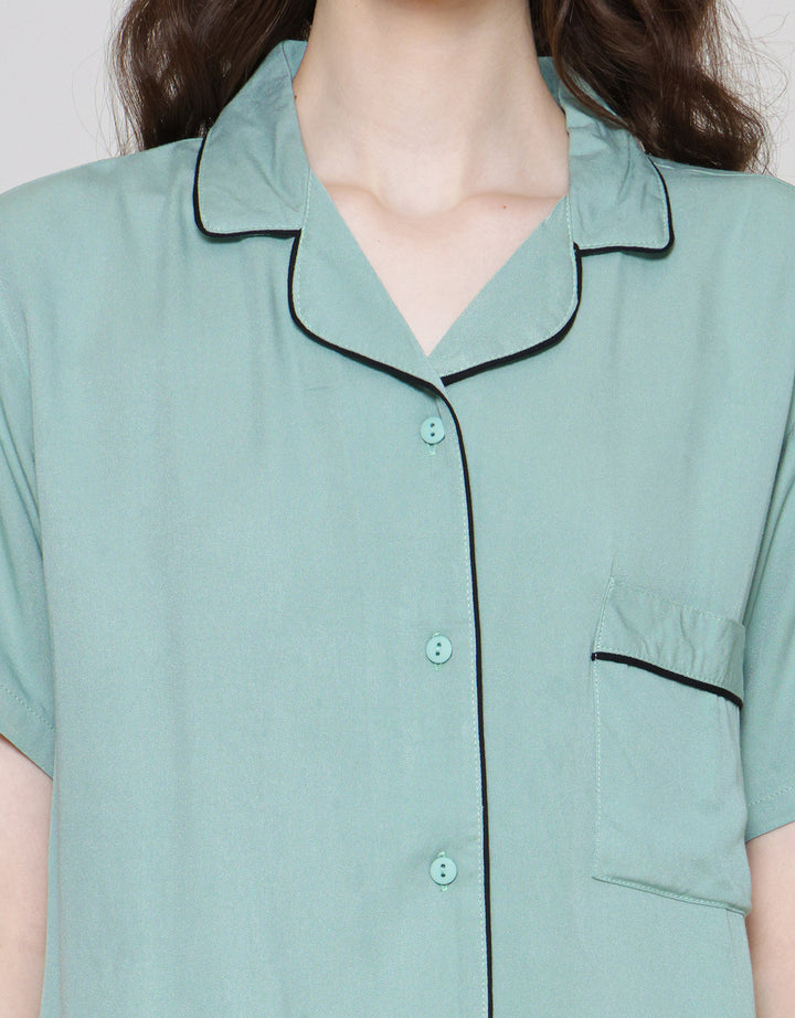 Nevada Setelan Piyama Solid Wanita