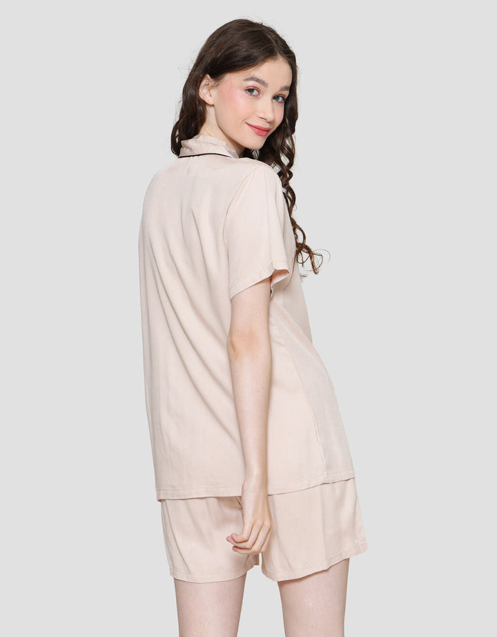 Nevada Setelan Piyama Solid Wanita