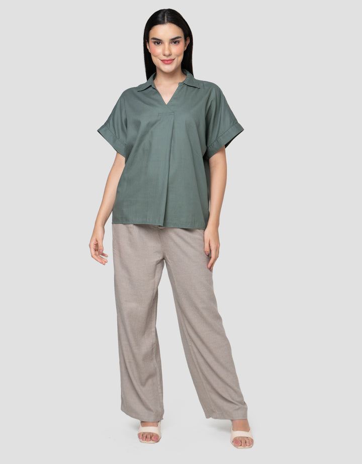 Cardinal Girl V-Neck Kemeja Wanita