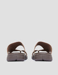 Yongki Komaladi Cross Straps Sandal Pria