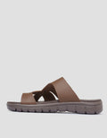 Yongki Komaladi Cross Straps Sandal Pria