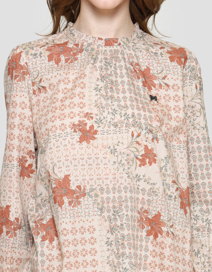 Expand Alva Blouse Wanita