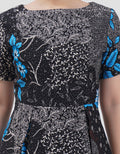 Arjuna Weda Alas Manuk Blouse Batik Wanita