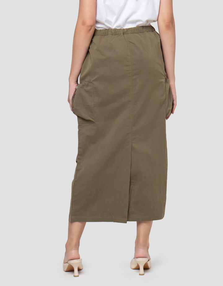 Cardinal Girl Rok Wanita