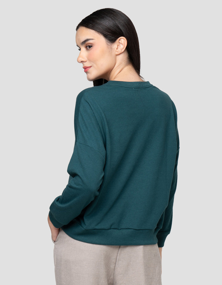 Cardinal Girl New York City Sweater Wanita
