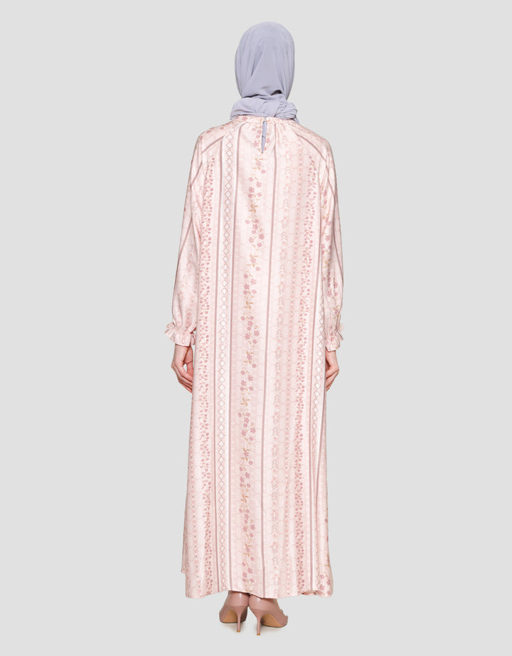 Annisa Halter Neck Printed Maxi Dress Wanita