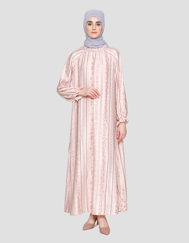 Annisa Halter Neck Printed Maxi Dress Wanita