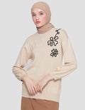 Annisa Flower Applique Sweater Wanita