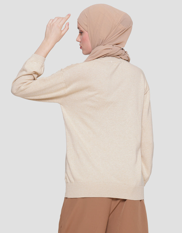 Annisa Flower Applique Sweater Wanita