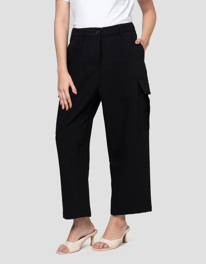Cardinal Femme Fashion Casual Celana Wanita