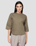 Cardinal Femme Round Neck Blouse Wanita