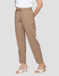 Cardinal Femme Fashion Rubber Celana Wanita