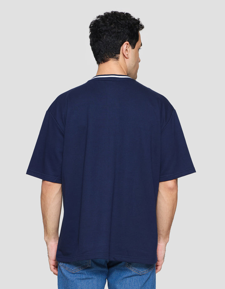 Nevada Challenger Oversize Varsity Kaos Lengan Pendek Pria