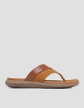 Yongki Komaladi Y-Strap Sandal Pria