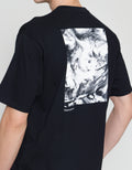 ZES Photoprint Backprint Dennis Fit Kaos Lengan Pendek Pria TSF102