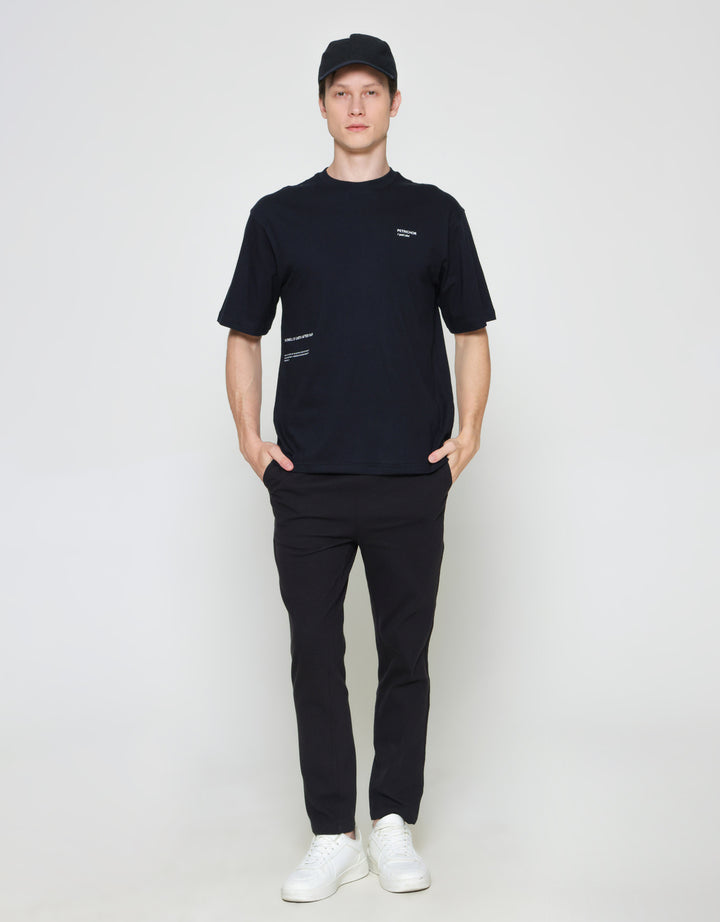 ZES Wording Dennis Fit Kaos Lengan Pendek Pria TSF106
