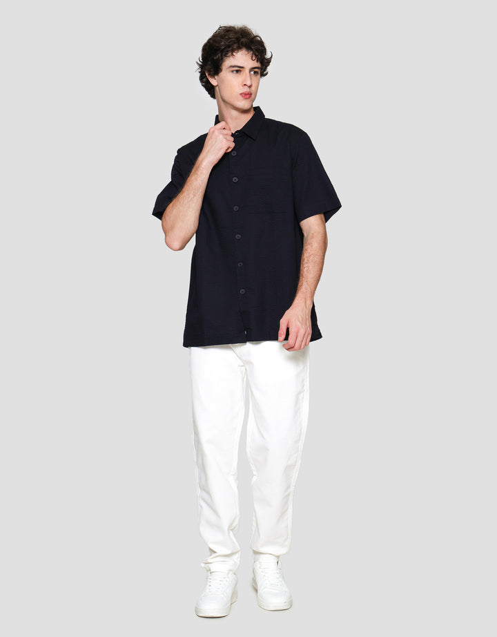 Cole Solid Sheersuckers Kemeja Pria