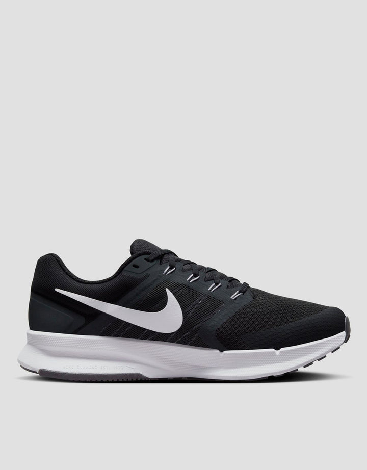 Nike Run Swift 3 Sepatu Pria