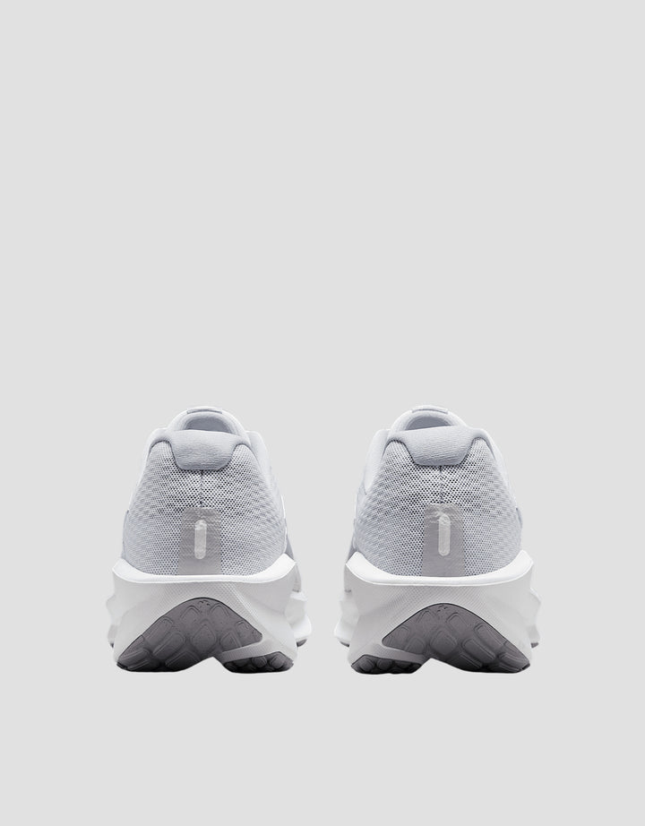 Nike Downshifter 13 Sepatu Running Pria