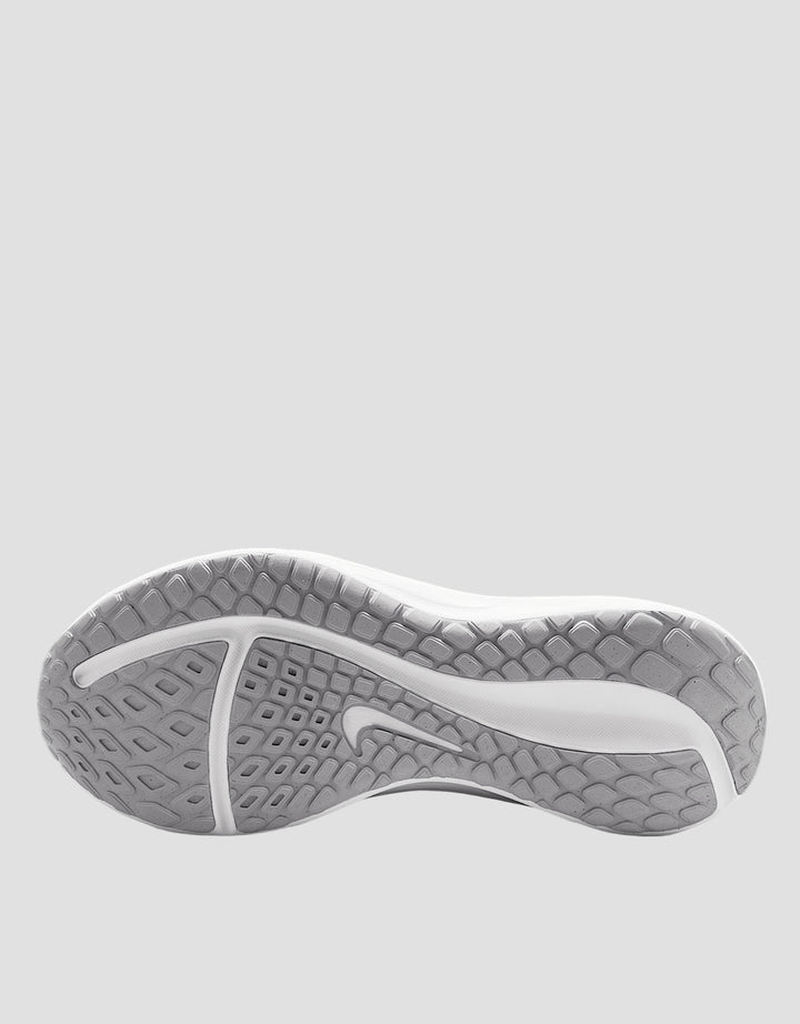 Nike Downshifter 13 Sepatu Running Pria