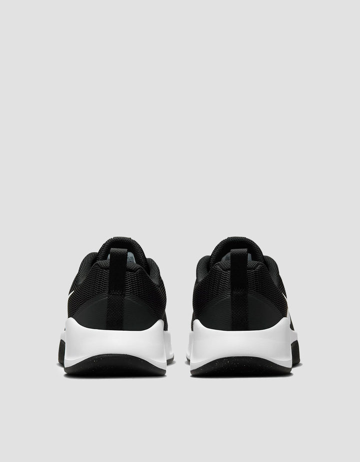 Nike MC Trainer 3 Sepatu Pria