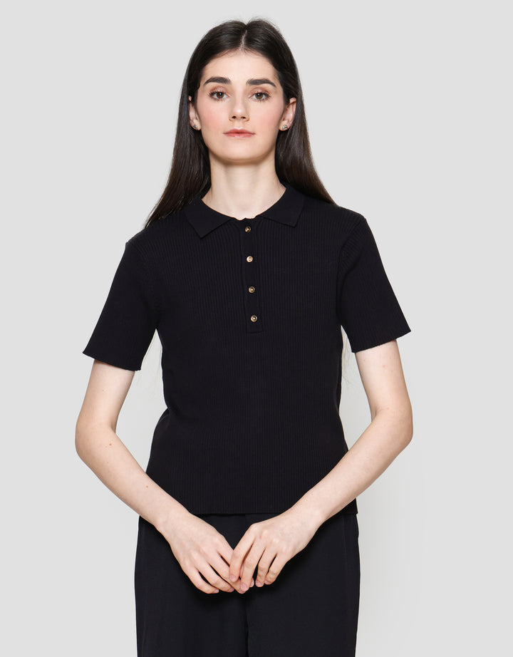 Connexion Rajut Golden Button Kaos Lengan Pendek Wanita