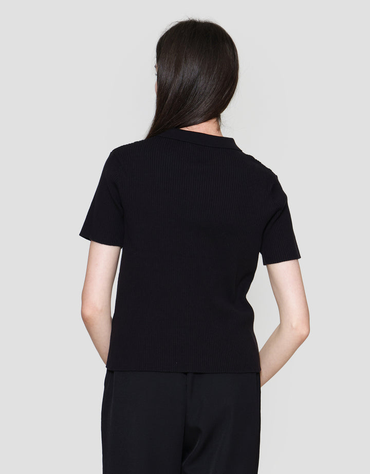 Connexion Rajut Golden Button Kaos Lengan Pendek Wanita