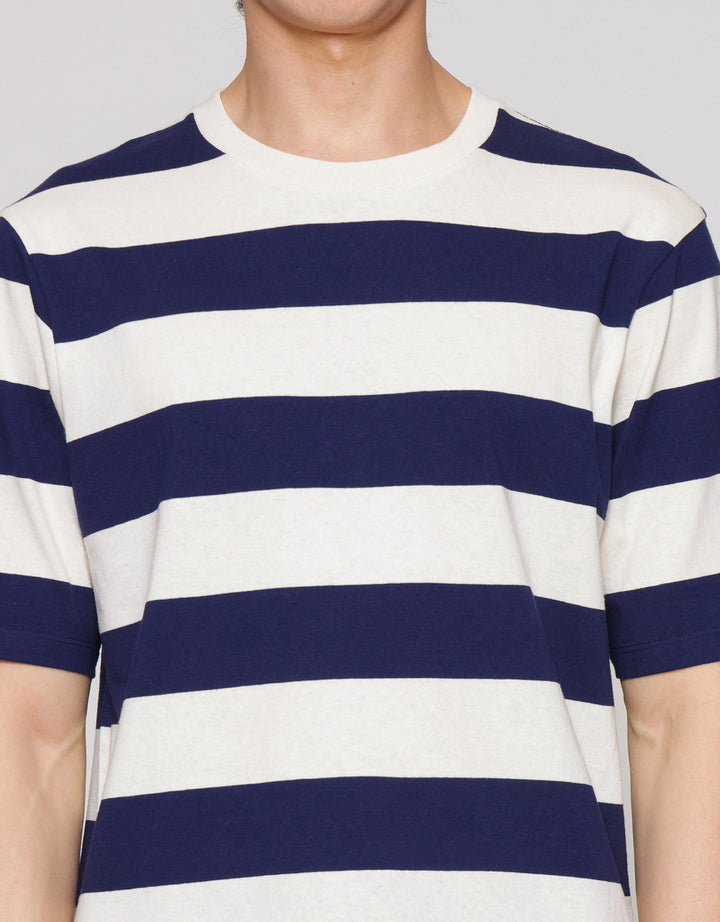 Suko Garis Rugby Stripe Kerah Bulat Kaos Oversized Pria