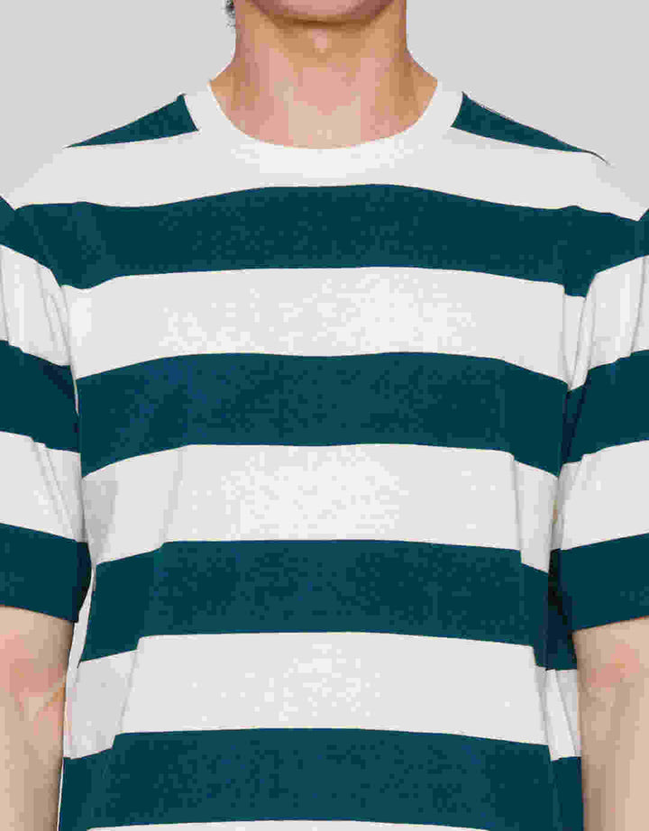 Suko Garis Rugby Stripe Kerah Bulat Kaos Oversized Pria