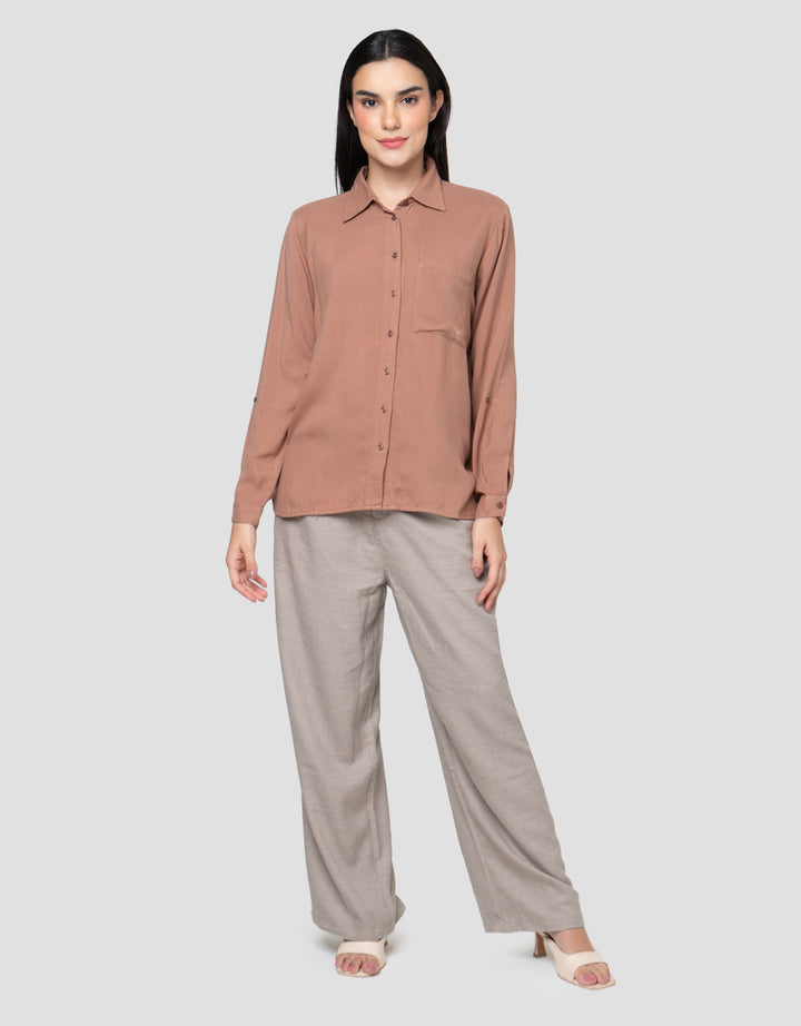 Cardinal Girl Detail Pocket Kemeja Wanita