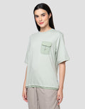 Cardinal Girl Pocket Kaos Wanita