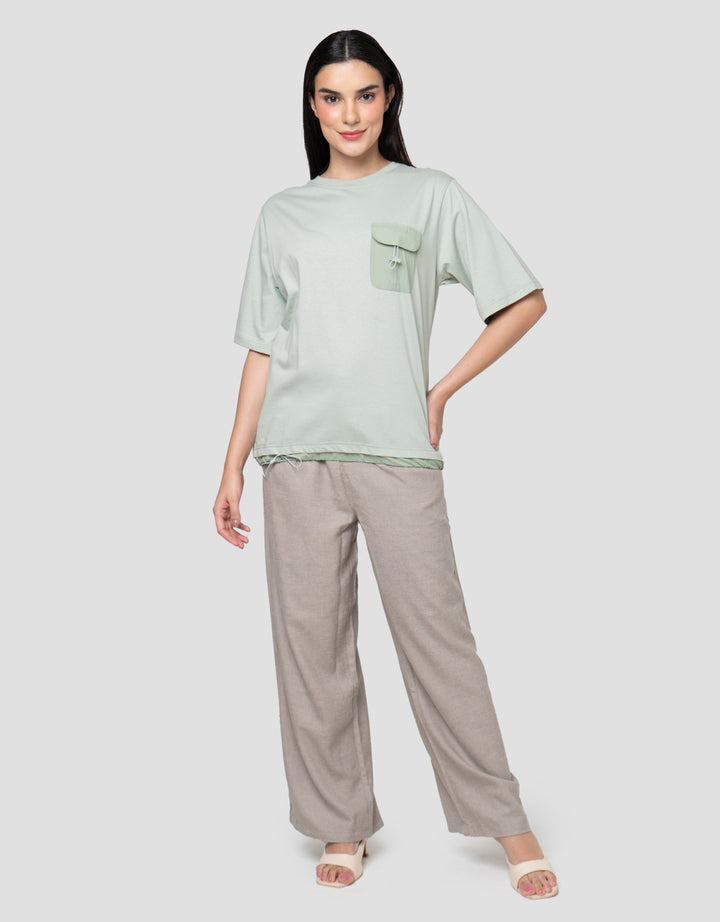 Cardinal Girl Pocket Kaos Wanita