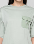 Cardinal Girl Pocket Kaos Wanita