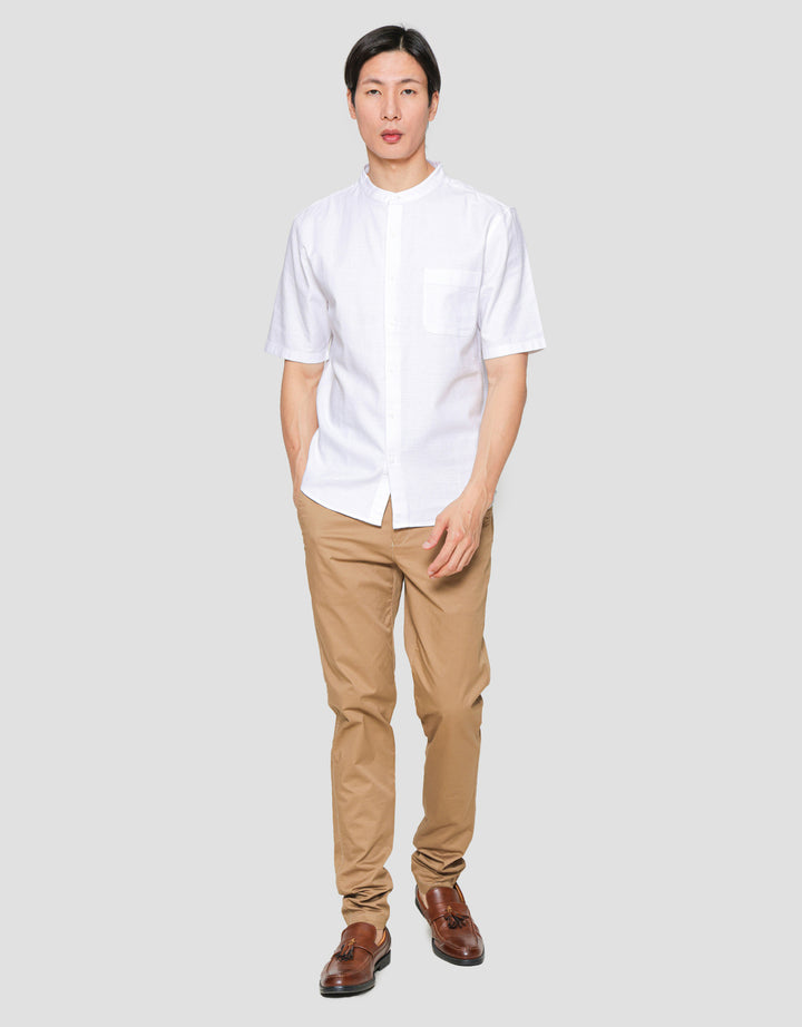 Suko Mandarin Collar Linen Sheer Kerah Tegak Kemeja Pria