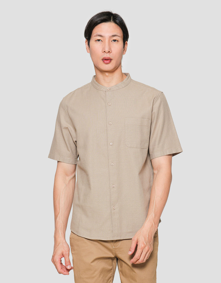 Suko Mandarin Collar Linen Sheer Kerah Tegak Kemeja Pria