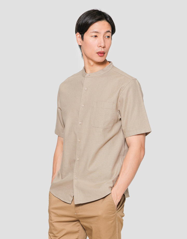Suko Mandarin Collar Linen Sheer Kerah Tegak Kemeja Pria