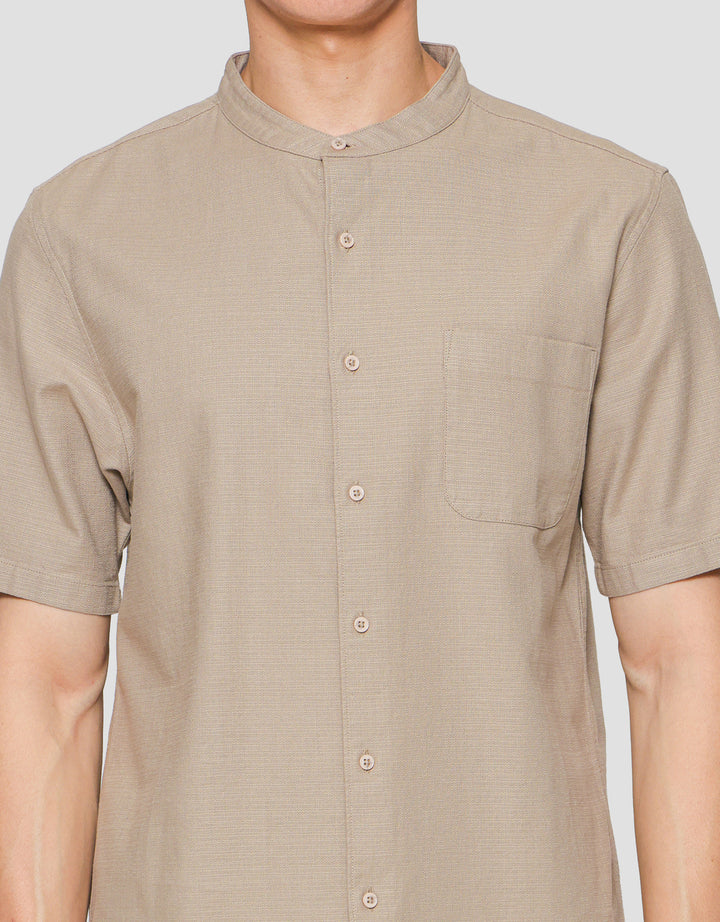 Suko Mandarin Collar Linen Sheer Kerah Tegak Kemeja Pria