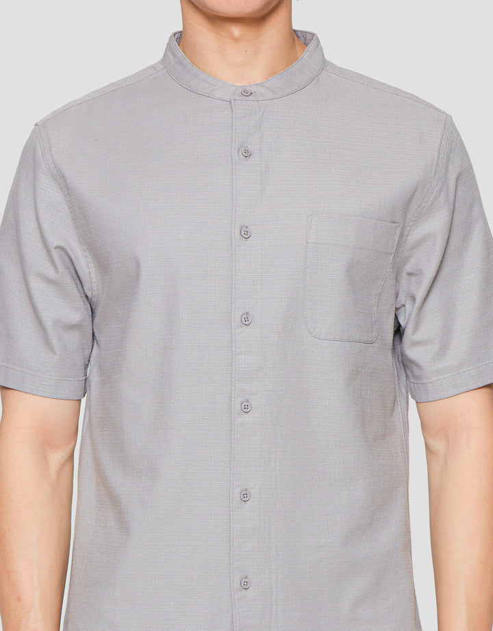 Suko Mandarin Collar Linen Sheer Kerah Tegak Kemeja Pria