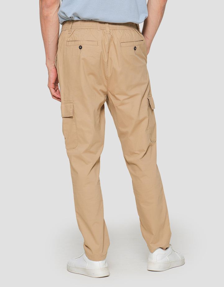 Suko Relax Semi Cargo Fit Woven Bottom Pocket  Celana Panjang Pria