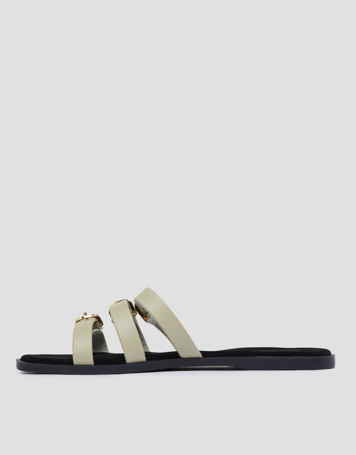 Connexion JVS67 Sandal Slip On Wanita