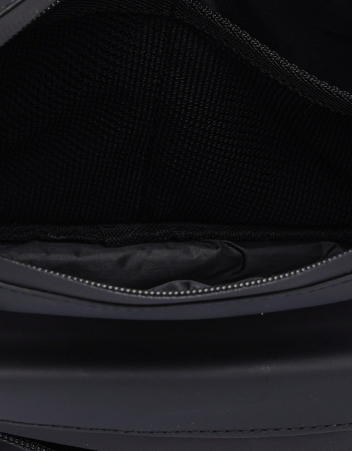Nevada Rubber Fabric Slingbag Pria