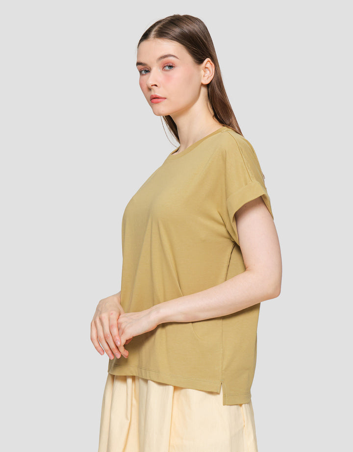 Suko Round Collar Cap Sleeve Women's Short Sleeve T-Shirt