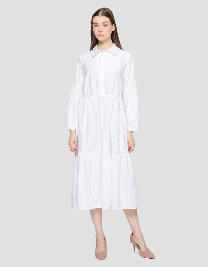 Suko Eyelet Gaun Lengan Panjang Wanita