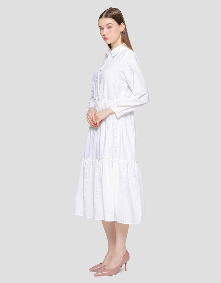 Suko Eyelet Gaun Lengan Panjang Wanita